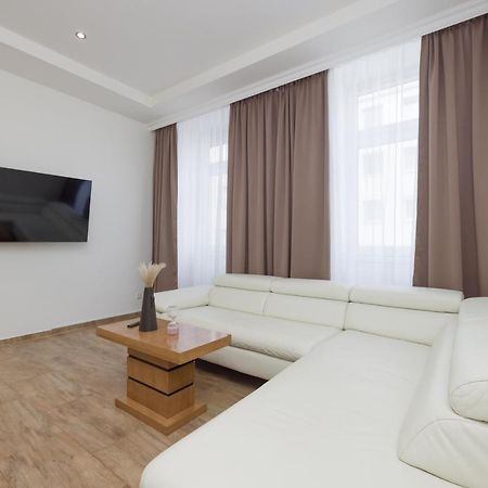 Favoriten Dream Apartment 1100 Виена Екстериор снимка
