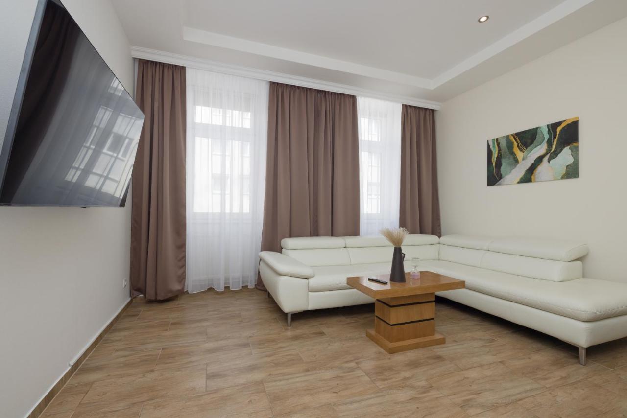 Favoriten Dream Apartment 1100 Виена Екстериор снимка