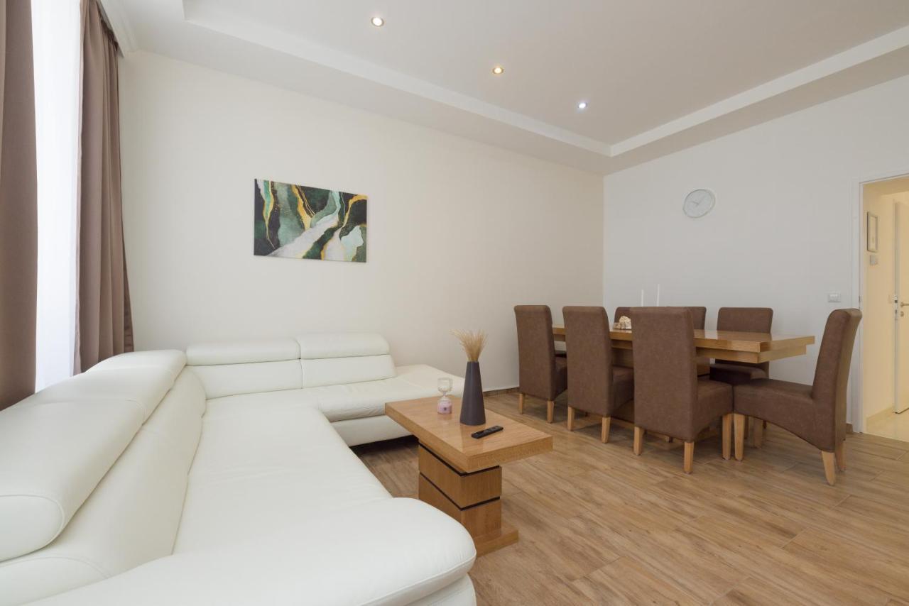 Favoriten Dream Apartment 1100 Виена Екстериор снимка